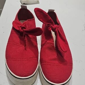 Aldo Red Canvas Sneakers  Rise Plataform with Bow Detail Size 9